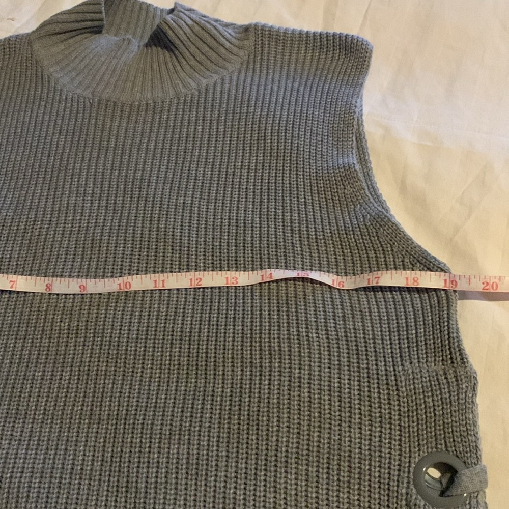 Do + Be Medium sleeveless Lace up sides cotton turtleneck knitted sweater - Picture 6 of 6